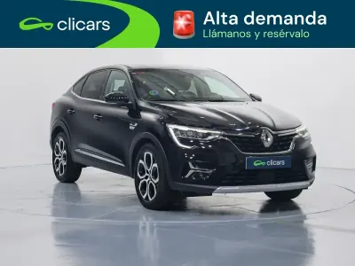 Usado Renault Arkana Zen 140 CV (102 kW) 2021 Negro SUV