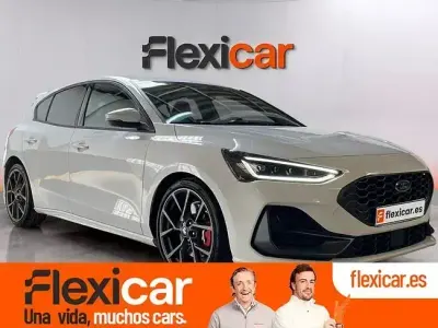 Usado Ford Focus ST 280 CV (205 kW) 2025 Blanco Berlina