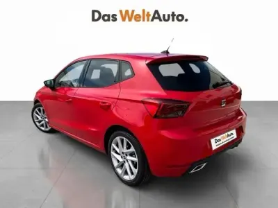 Usado Seat Ibiza FR 150 CV (110 kW) 2022 Rojo Utilitario