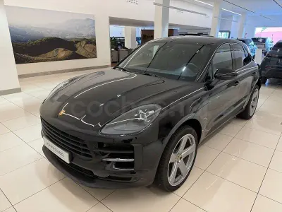 Usado Porsche Macan 245 CV (180 kW) 2021 Negro SUV