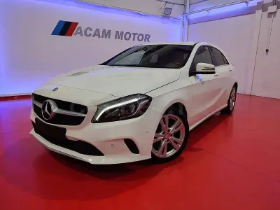 Begagnad Mercedes A200