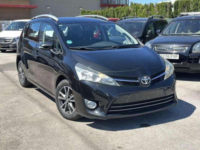 Usado Toyota Verso Comfort 111 CV (81 kW) 2015 Negro Monovolumen