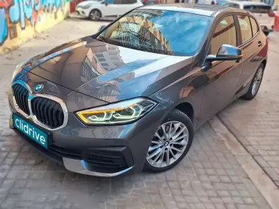 Usado BMW 118 136 CV (100 kW) 2021 Gris Utilitario
