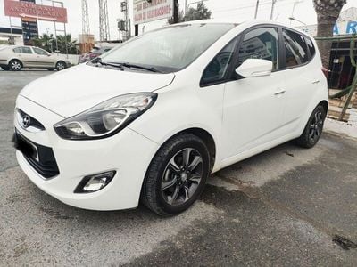 Usado Hyundai i20 100 CV (73 kW) 2017 Blanco