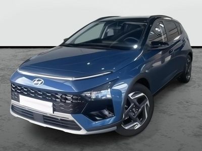 Usado Hyundai Bayon Blackline 100 CV (73 kW) 2025 Azul vibrant (techo negro) SUV
