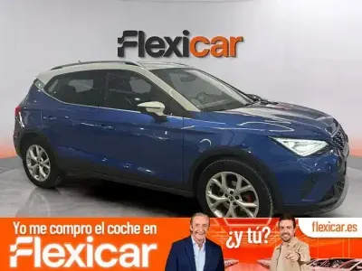 Usado Seat Arona FR 110 CV (80 kW) 2022 Azul SUV