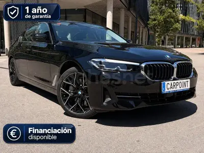 Usado BMW 530e Comfort Edition 292 CV (214 kW) 2021 Negro Berlina
