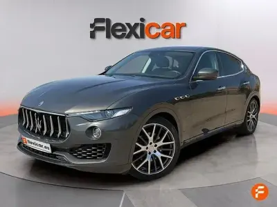 Usado Maserati Levante GranLusso 275 CV (202 kW) 2017 Gris SUV