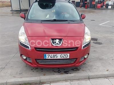 Rojo Usado 2010 Peugeot 5008 Sport Monovolumen | 6500 € (Precio justo)