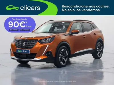 Usado Peugeot 2008 Allure 131 CV (96 kW) 2020 Naranja SUV