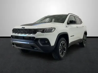 Usado Jeep Compass Trailhawk 241 CV (177 kW) 2023 Blanco SUV