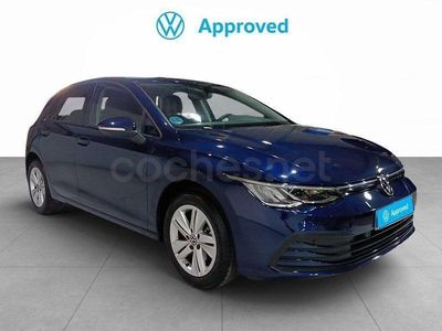 Usado VW Golf VIII Life 110 CV (80 kW) 2021 Azul Berlina