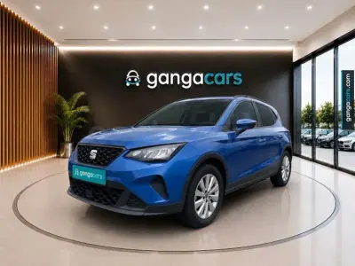 Usado Seat Arona Style 110 CV (80 kW) 2023 Azul SUV