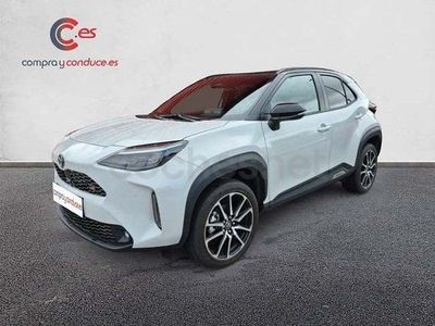 Usado Toyota Yaris Cross Sport 130 CV (95 kW) 2025 Gris / plata SUV