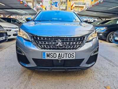 Usado Peugeot 3008 Allure 130 CV (95 kW) 2020 Gris / plata SUV