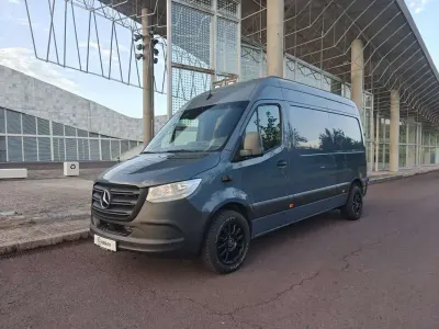 Usado Mercedes Sprinter 143 CV (105 kW) 2020 Gris Van