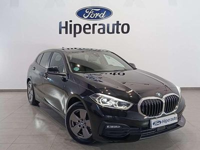 Usado BMW 118 Comfort Edition 136 CV (100 kW) 2022 Negro Utilitario