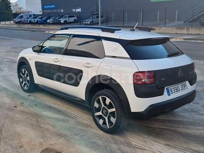 Usado Citroën C4 Feel 100 CV (73 kW) 2016 Blanco Berlina