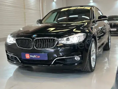 Usado BMW 330 Luxury Line 258 CV (189 kW) 2015 Negro Berlina
