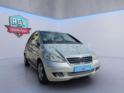Usado Mercedes A170 Elegance 116 CV (85 kW) 2006 Gris / plata Monovolumen
