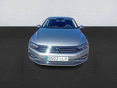 Usado VW Passat Executive 122 CV (89 kW) 2020 Gris Berlina