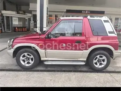 Usado Suzuki Vitara 90 CV (66 kW) 2002 Rojo SUV