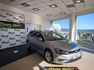 Usado VW Golf VII Advance 115 CV (84 kW) 2019 Gris / plata Familiar