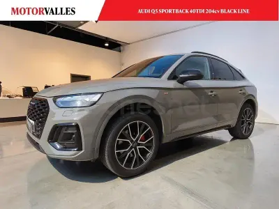Usado Audi Q5 Sportback Ambiente 204 CV (150 kW) 2022 Gris / plata SUV