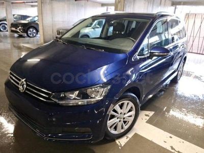 Usado VW Touran Sportline 115 CV (84 kW) 2020 Azul Monovolumen