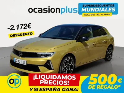 Usado Opel Astra Ultimate 181 CV (133 kW) 2022 Amarillo Utilitario