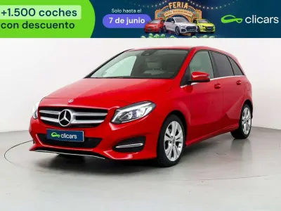 Usado Mercedes B200 156 CV (114 kW) 2018 Rojo Monovolumen