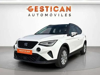 Usado Seat Arona Style 110 CV (80 kW) 2022 Blanco SUV