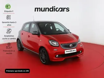 Usado Smart ForFour Passion 90 CV (66 kW) 2015 Rojo Utilitario