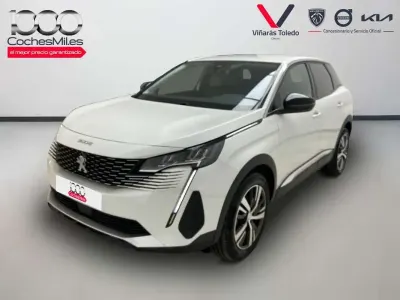 Usado Peugeot 3008 Allure 131 CV (96 kW) 2024 Blanco SUV