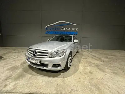 Käytetty Mercedes C220 170 HP (125 kW) 2009 Harmaa Sedan