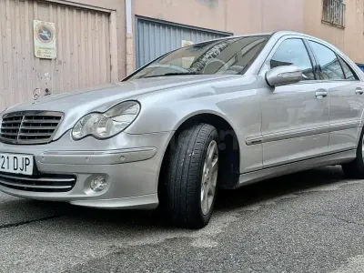 Usado Mercedes C200