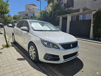 Usado Peugeot 308 Style 130 CV (95 kW) 2018 Blanco Berlina