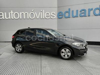 Negro Usado 2022 BMW 118 Advantage Utilitario | 26.500 € (Precio justo)