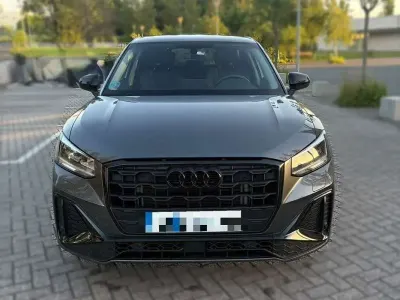 Usado Audi Q2 Ambiente 150 CV (110 kW) 2022 Gris SUV