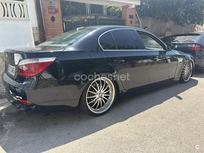 BMW 525