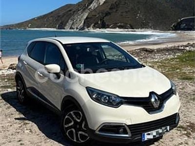 Usado Renault Captur Zen 90 CV (66 kW) 2016 Beige SUV