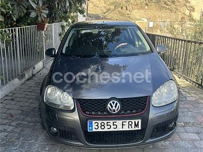 Gris / plata Usado 2007 VW Golf Highline Berlina | 7500 € (Precio justo)