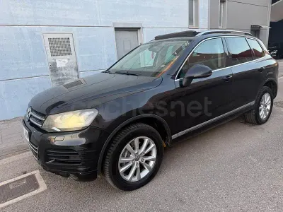 Second-hand VW Touareg 240 CP (176 kW) 2010 Negru SUV