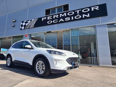 Używany Ford Kuga Titanium 190 KM (139 kW) 2023 Biały SUV