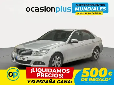 Usado Mercedes C200 136 CV (100 kW) 2012 Gris Berlina