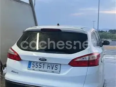 Usado Ford Focus Titanium 120 CV (88 kW) 2015 Blanco Familiar