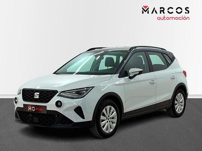 Usado Seat Arona Style 110 CV (80 kW) 2023 Blanco SUV
