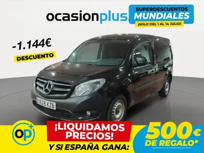 Usado Mercedes Citan 109 90 CV (66 kW) 2019 Negro Monovolumen
