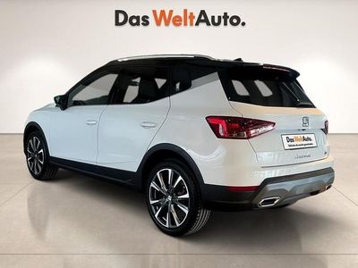 Usado Seat Arona FR 115 CV (84 kW) 2025 Blanco SUV