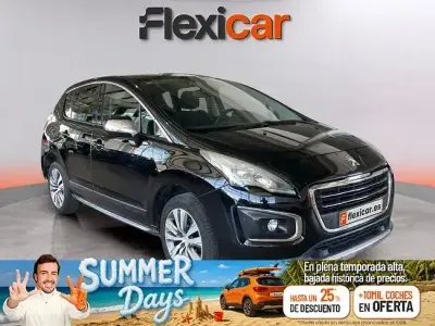 Usado Peugeot 3008 Allure 120 CV (88 kW) 2016 Negro Berlina